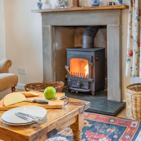 펜션 3 Bed In Cartmel Fell Sz101 *